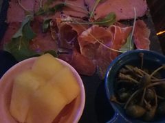 -YUE·6·西式融合餐厅(外滩六号店)