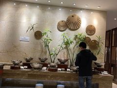 -南湖名都·景湖轩全日制餐厅·海鲜自助·东南亚风味·临湖而食