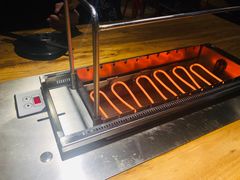 会自己转的烧烤炉-悦屋老板娘的烤肉店(紫薇田园店)