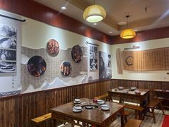 -岳记兴隆·青城腊排铜火锅(融创店)