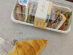 -UH祐禾(上海五角场万达店)