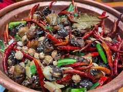 -老滇山寨•云南特色菜•地方菜•民族风情歌舞表演(金碧店)