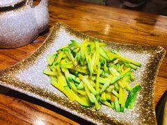 小炒云南瓜丝-滇香肴·云南菜蒸汽石锅鱼(云南北路店)