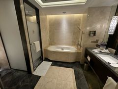 -舟山希尔顿酒店