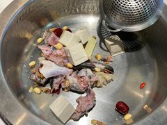 -马家斑.鲜鱼火锅(松湖万科店)