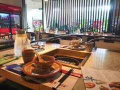 -尚尚仙·酸汤猪手·猪肚鸡火锅(华联万柳购物中心店)