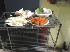 -灌县老妈砂锅串串香(万科红生活广场店)