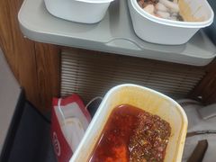 -海底捞火锅(杭州滨江九宜城店)