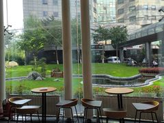 -星巴克(北京西大望路温特莱店)