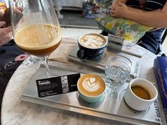 -Roast8ry Coffee Lab