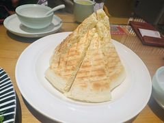 -严记小天府酸菜鱼(西四路店)