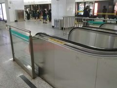 -汉中路(地铁站)