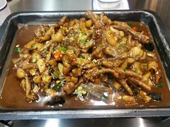 鸡鸡蛙蛙双拼-还是那家•秘制活鱼现烤•香辣美蛙(独墅湖邻里中心店)