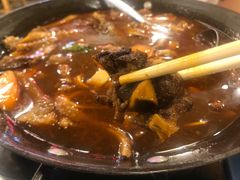 -霄汉牛三鲜湖北砂锅菜(万松园2店)