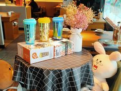 -呷哺呷哺(融创茂店)