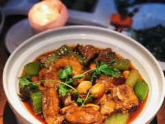 招牌蒜香鸡-渝半城经典川粤菜(重庆天地店)