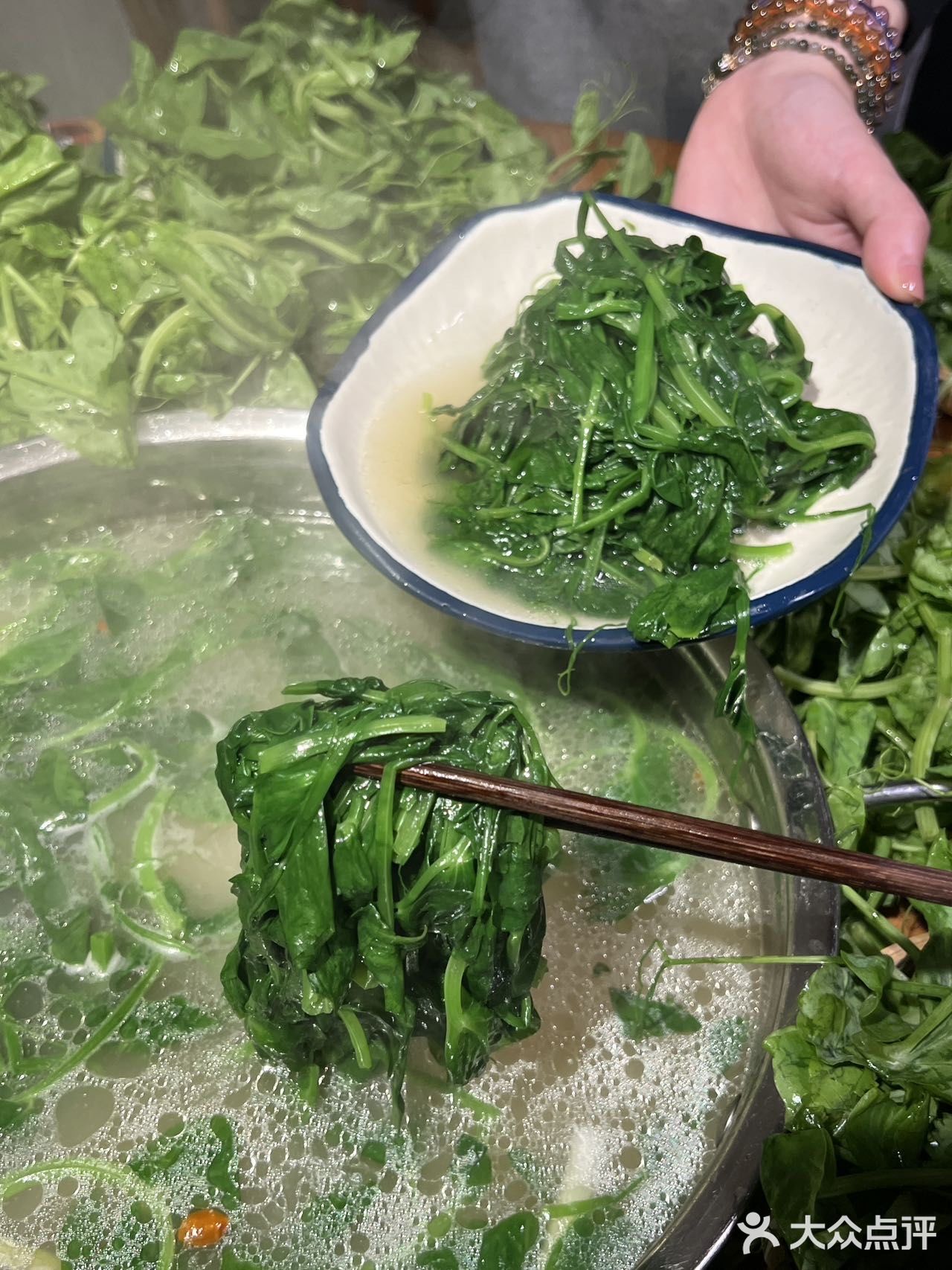 让我每年冬天反复来的汤锅只有他家…