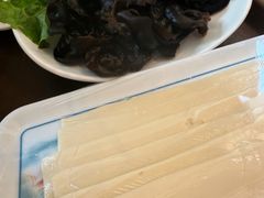 -天宜隆蘑菇宴火锅(石景山旗舰店)