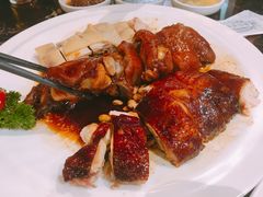 烧味拼盘-皇后餐厅-煲仔·小菜·打边炉(古北店)