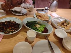 -红樱桃·欢乐餐厅(太原里店)
