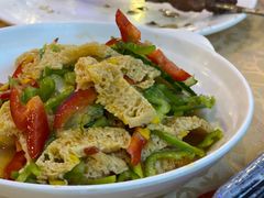 -维吾尔餐厅(宜山路店)