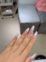 -丽心自助美甲美睫