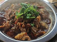 -大众跷脚牛肉馆·非遗传承单位(峨眉山店)