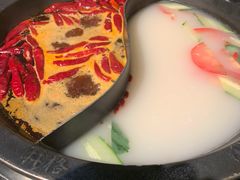 鸳鸯锅-井格重庆火锅(临平银泰城店)