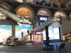 -王府井奥莱临潼小镇(临潼店)