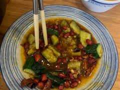 拍黄瓜花生米-金豆角砂锅焖面(安贞店)