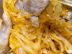 酸菜拌五花肉-金会长自助海鲜·烤肉(人民广场店)