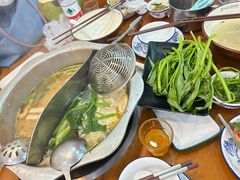 -老何家后安粉·糟粕醋海鲜火锅(三亚湾椰梦长廊店)