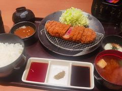 -牛カツ京都勝牛(河原町蛸薬師店)