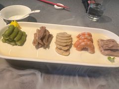 -HOMES上海本帮菜(襄阳公园店)