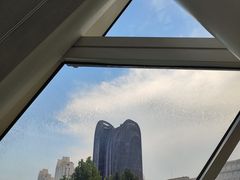 -凤凰中心