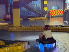 -极限PLAY运动娱乐新世界·团建派对潮玩休闲馆·室内蹦极高空游乐园