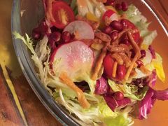 五彩缤纷-大灰狼(中心书城店)