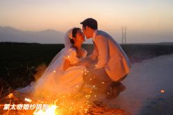 -蒙太奇婚纱摄影(万达店)