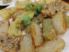 小吃拼盘-正宗普宁豆干坊·洪记砂锅粥(红领巾路店)