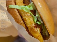 芝芝酪酪堡套-麦当劳(金谷里G·MALL店)