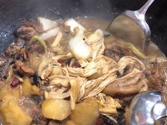 微辣锅底-哈尔滨东北铁锅炖(都督街店)