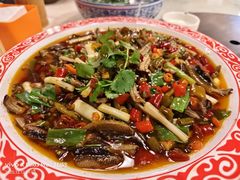 -牟记江湖重庆地标特色菜鱼蛋海鲜羊蝎子(巴南区黑金冠十多年好店)