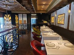 -Mogul Eatery·大亨餐酒馆