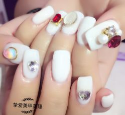 -挚爱美甲Bloved Nail