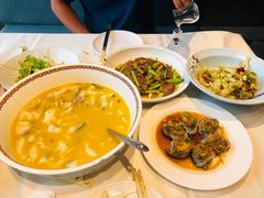 酸汤鱼-大鸭梨烤鸭(金色漫香店)