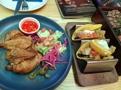 -Famous肥猫墨西哥音乐餐吧(五棵松华熙LIVE店)