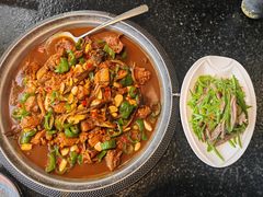 老街炒鸡加野蘑菇-侯志伟老街炒鸡(广济街店)