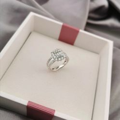 点击看大图 -威德钻石-克拉钻大本营(南京东路店)