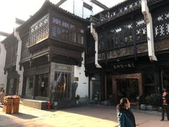 -临街徽菜馆·正宗黄山味