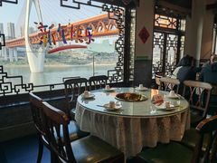 -小天鹅火锅·一线江景洪鼎旗舰店(洪崖洞店)